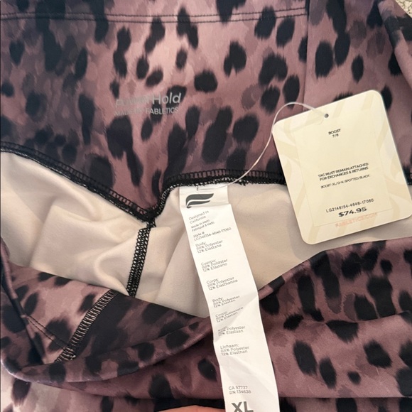 Leopard Print Sports Bra and Leggings Set extra large fabletics new with tags - Picture 8 of 12